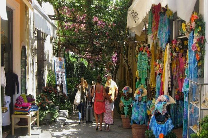 daytrip-from-naples-to-amalfi-coast-positano-amalfi-ravello-2