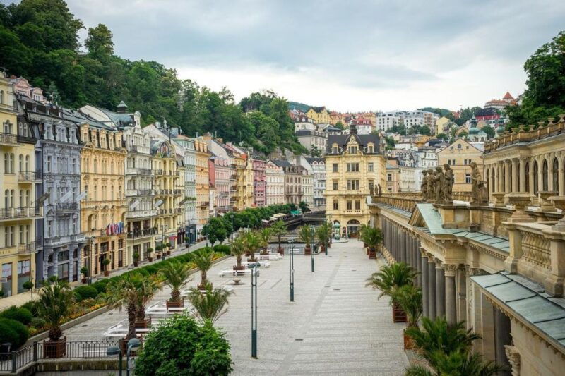 daytrip-from-prague-to-karlovy-vary-hot-springs-area