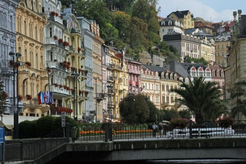 daytrip-from-prague-to-karlovy-vary-hot-springs-area
