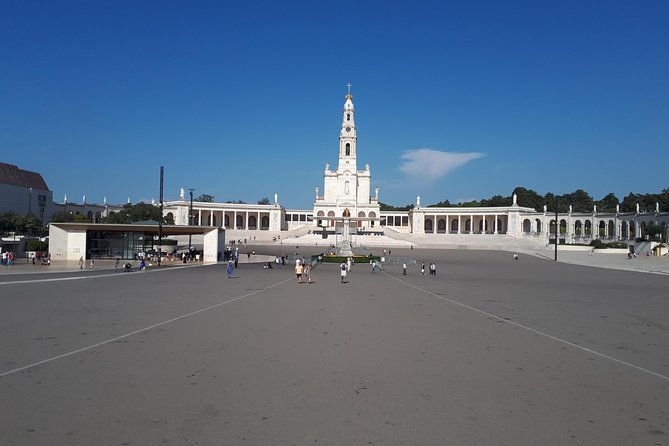 daytrip-porto-to-lisboa-optional-visit-to-aveiro_coimbra_fatima-since-400eur