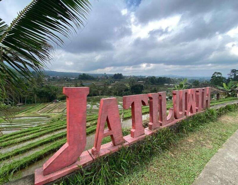 daytrip-sangeh-monkey-jati-luwih-yeh-ho-waterfalls