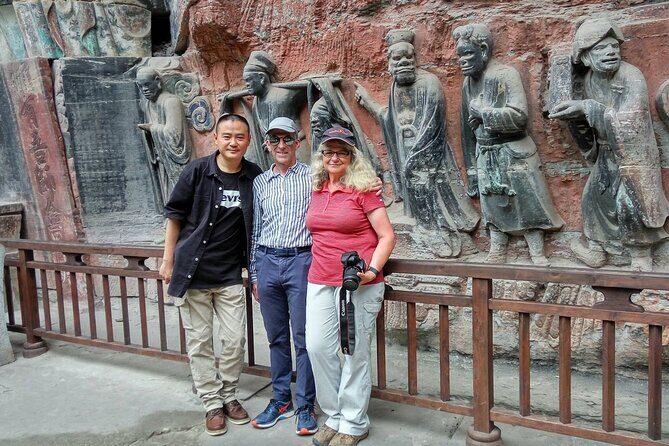 Dazu Rock Carvings+Ciqikou Old Town Private Tour - The Sum Up