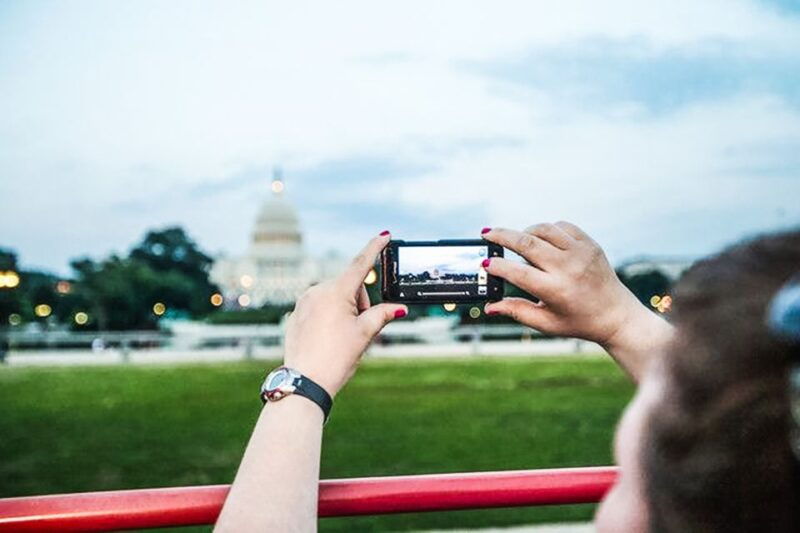 dc-hop-on-hop-off-tour-by-open-top-bus-with-17-stops