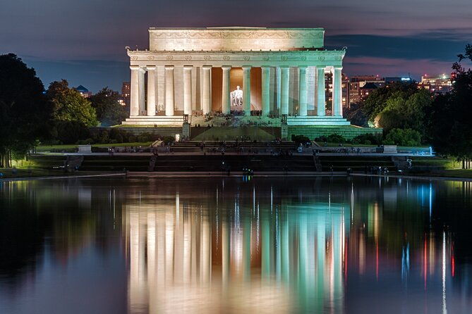 dc-monuments-by-moonlight-small-group-walking-tour