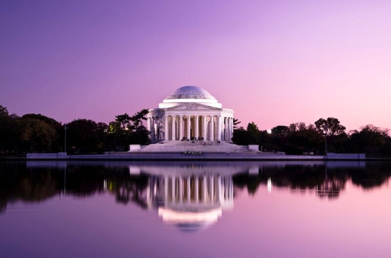 DC: Monuments & Memorials Sunset Tour by Open-top Bus - Exploring the Sunset Tour Itinerary