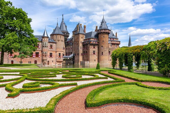 de-haar-castle-utrecht-and-muiderslot-from-amsterdam-by-car