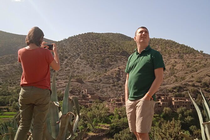 De Marrakech: Visite des montagnes de l'Atlas avec un guide - Excellent Guides Make All the Difference