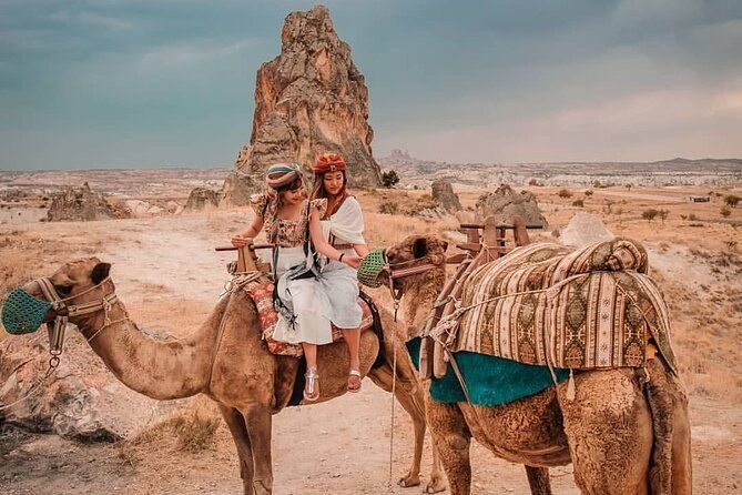deal-package-cappadocia-full-day-red-tour-camel-safari