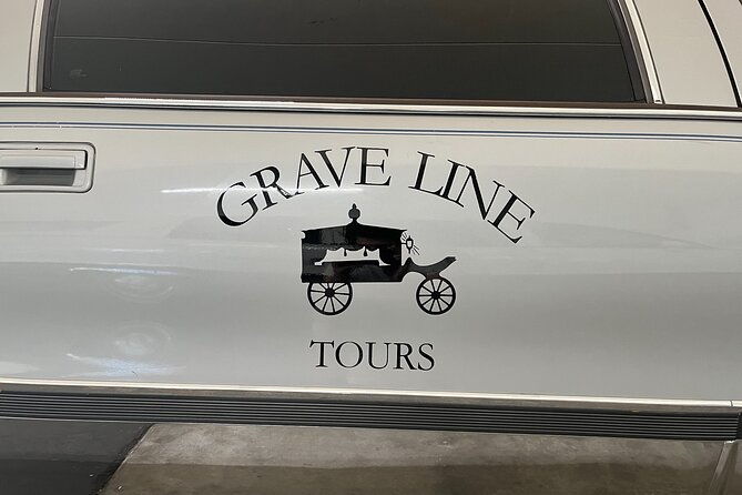 death-becomes-her-funeral-limo-tour-of-los-angeles