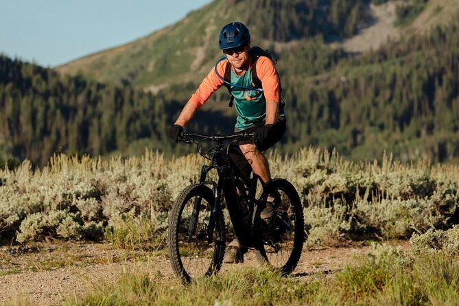 death-road-peru-mountain-bike-tour-on-the-most-dangerous-road