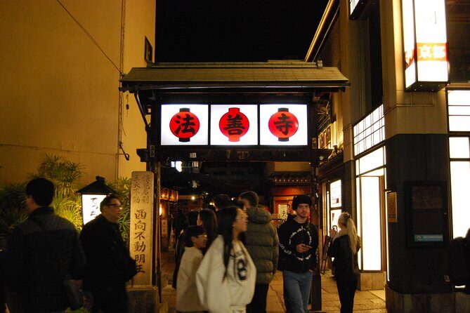 Deep Food Tour and Bar Hopping Namba - Key Points