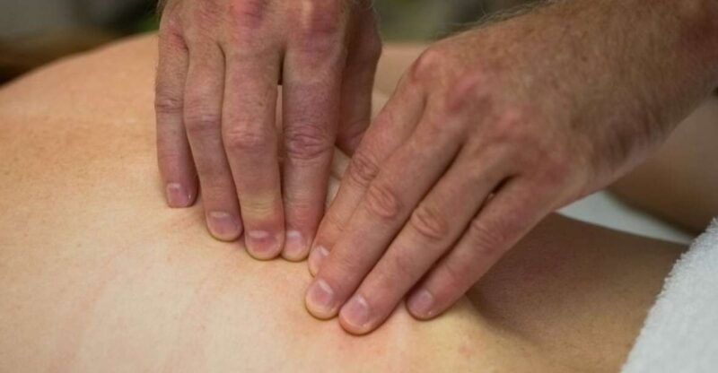 deep-tissue-massage-2