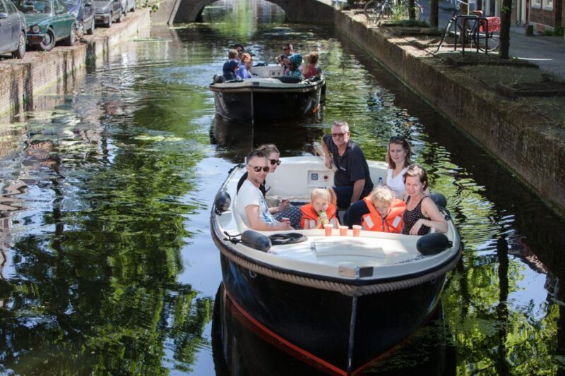 Delft: Open Boat Canal Cruise with Skipper - Key Points