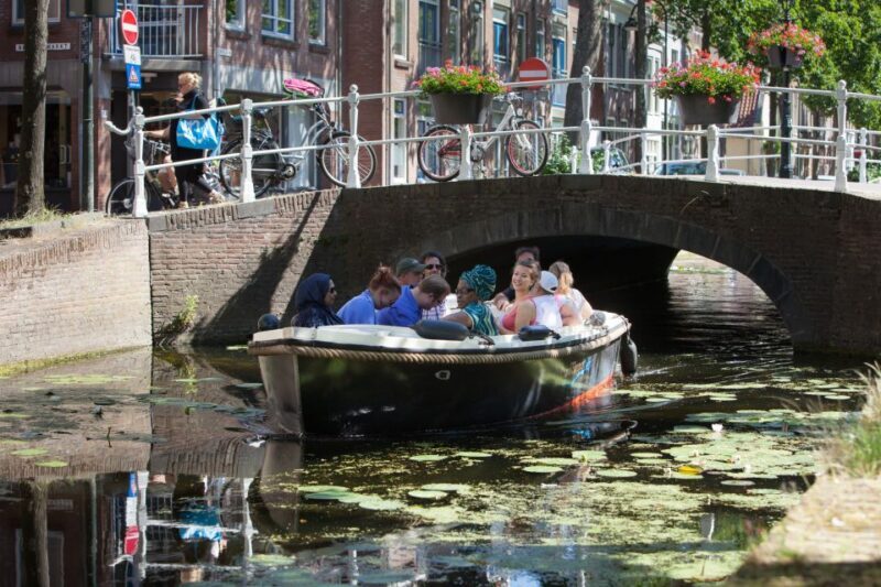 Delft: Open Boat Canal Cruise with Skipper - Why Choose This Delft Canal Tour?