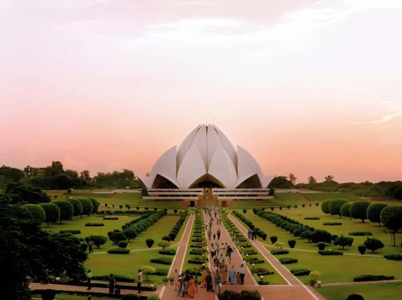 Delhi: 2-Day Private Delhi & Agra with Taj Mahal Tour by Car - The Sum Up