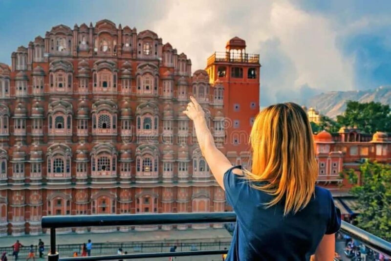 Delhi: 3Day Deluxe Golden Triangle with Luxury car & 5* Stay - FAQs