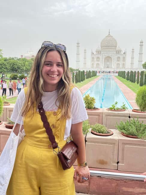 Delhi: 7-Day Golden Triangle with Varanasi Private Tour - Day 4: Agra & Train to Varanasi