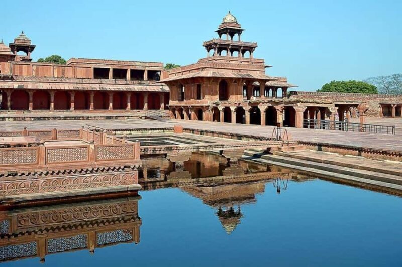 Delhi: Agra and Taj Mahal Overnight Tour with Fatehpur Sikri - An In-Depth Look at the Itinerary
