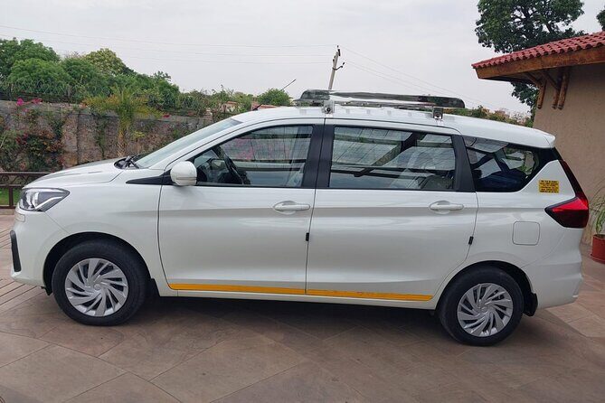 Delhi Airport Transfer  Pickup and Drop-Off (Choose One or Both) - The Value of This Service in Your Travel Plan  