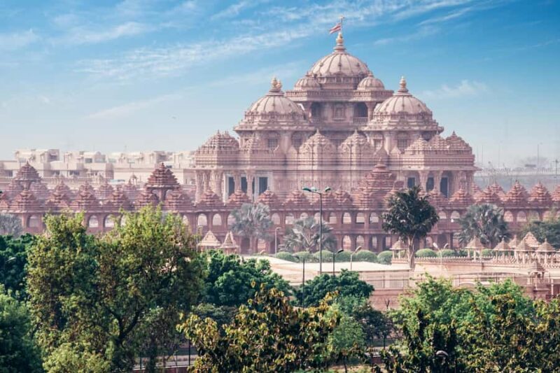 Delhi: Akshardham light & fountain show with Dinner & ticket - A Closer Look at the Akshardham Temple Tour