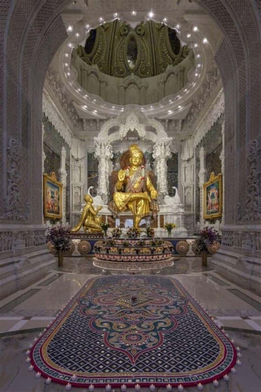 Delhi: Akshardham Light & Sound Show- Best short activity - The Architectural Marvel of Akshardham Temple