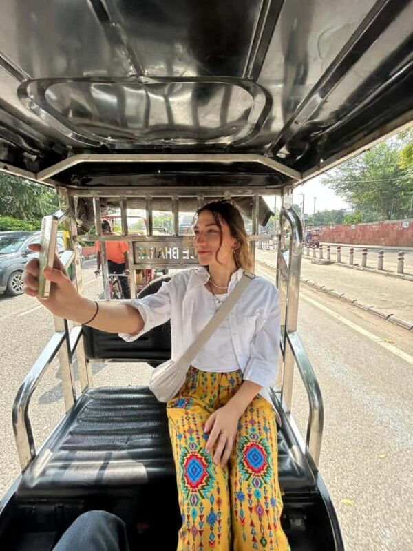 Delhi: Custom Shopping Tour Half /Full Day With Female Guide - FAQ