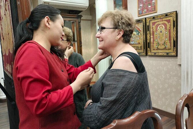 Delhi : Customized Half or Full Day Delhi Shopping Tour - Who Should Consider This Tour?