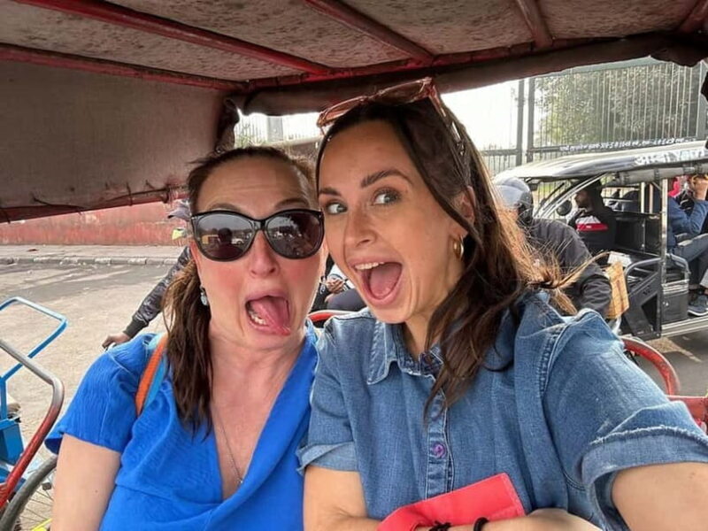 Delhi: Customized Shopping Tour with Female Consultant - Why This Tour Offers Excellent Value