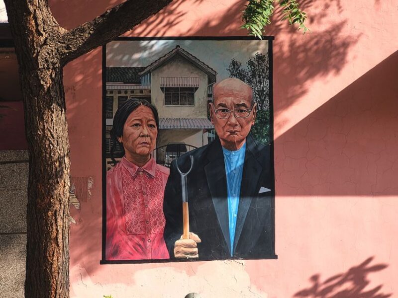 Delhi: Explore Delhi's Street Art & Visit to an Art Centre - FAQ