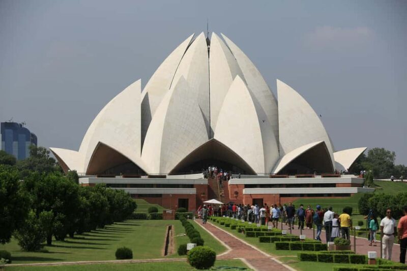 Delhi: Full-Day New & Old Delhi Tour with German Guide - FAQs