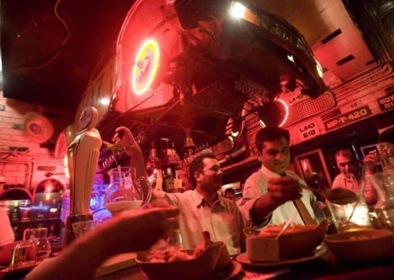 Delhi Guided Pub-Hopping Experience: Walk, Drink & Repeat - FAQ