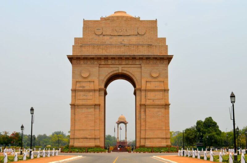 Delhi: Half-Day Private Guided Tour with Transport & Guide - Key Points