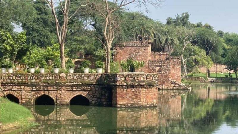 Delhi: Haunted Monuments Walking Tour - Key Points