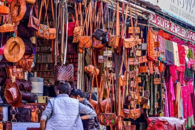 Delhi Markets: A Cultural Shopping Experience with an Expert - The Sum Up