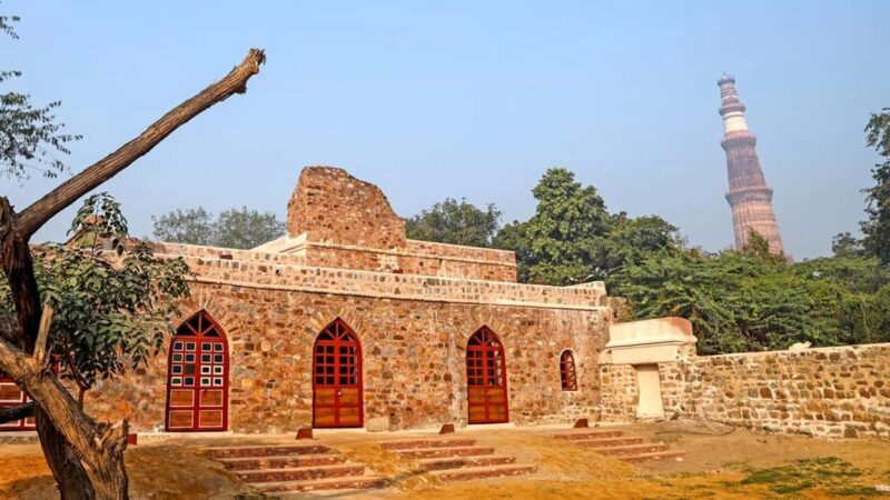 Delhi: Mehrauli Archaeological Park Tour with Qutub Minar - A Deep Dive into the Experience