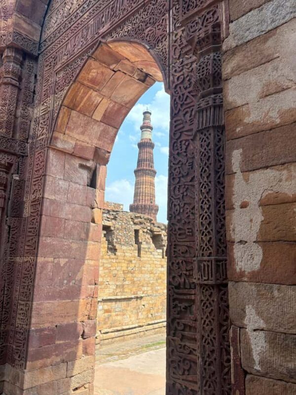 Delhi: Metro Heritage Tour with Guide - Who Will Enjoy This Tour?