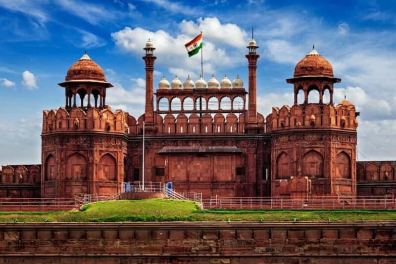 Delhi: New and Old Delhi Full-Day Tour - Key Points