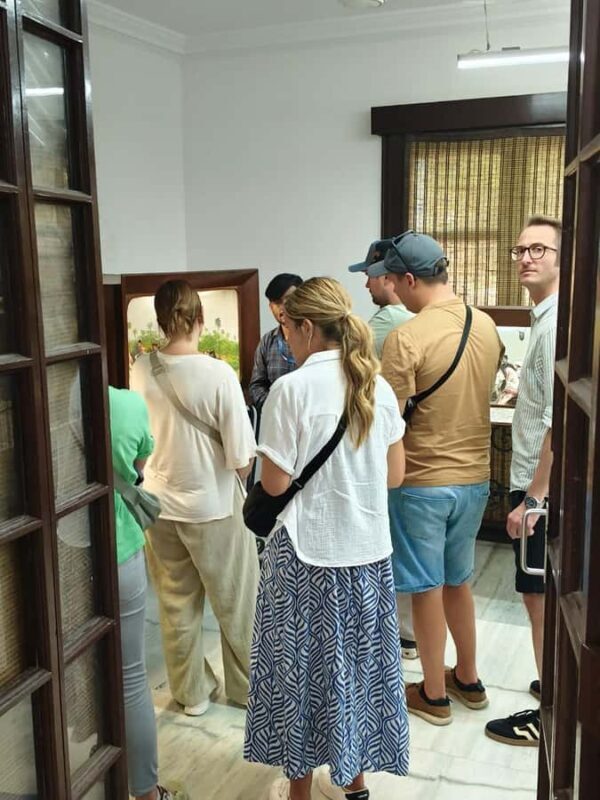 Delhi; New & Old Delhi Private Guided full & half day tour - FAQs