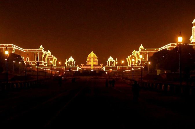 Delhi Nightlife On Bullet Motorbike Tour with Pick Up - The Sum Up