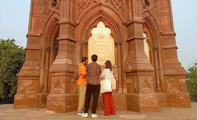 Delhi: Northern Ridge Walk with Tibetan Colony Tour - Key Points