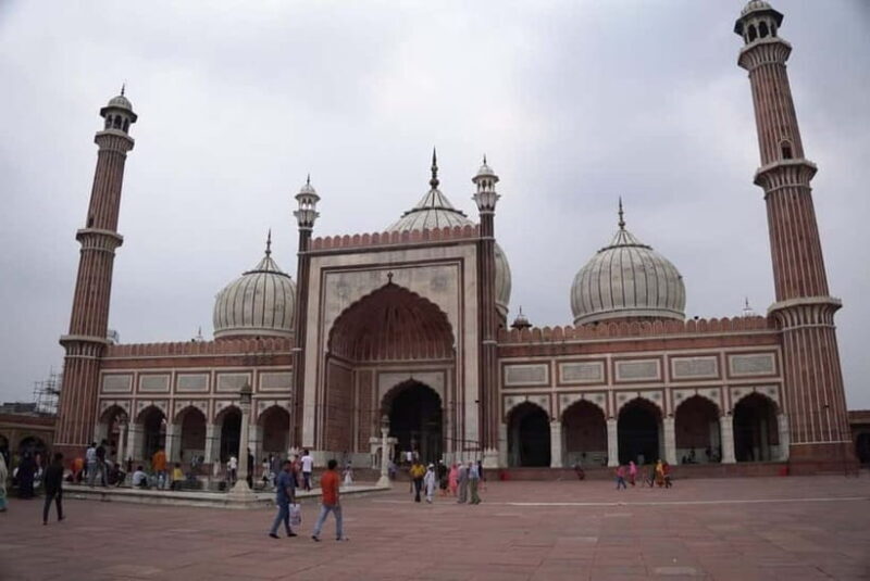 Delhi: Old and New Delhi Guided Full or Half-Day Tour - Key Points