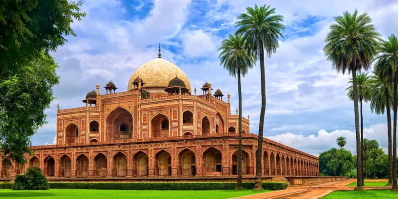 Delhi: Old and New Delhi Private Guided City Tour - Key Points