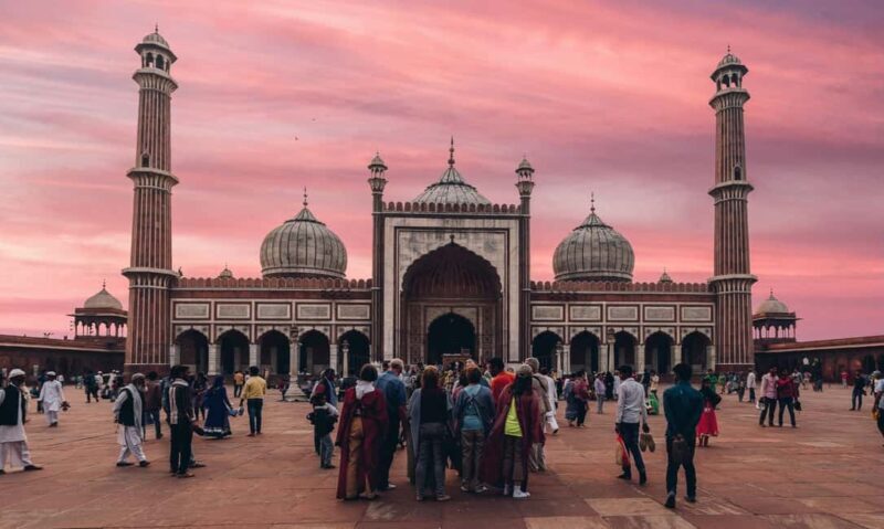 Delhi: Old and New Delhi Private Layover Tour - Exploring the Itinerary: What You Can Expect