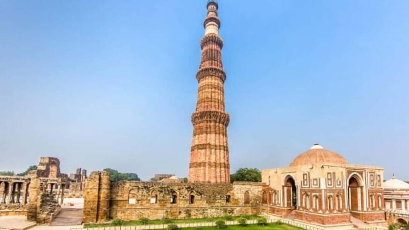 Delhi: Old Delhi and New Delhi City Private Guided Day Trip - A Detailed Look at the Tour Experience
