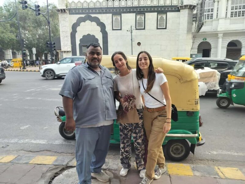 Delhi: Old Delhi Spiritual Walking Tour with Guide - Key Points