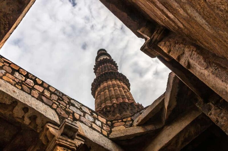 Delhi : Old & New Delhi Full-Day Tour with Guide & Lunch - A Deep Dive into the Itinerary and Experience