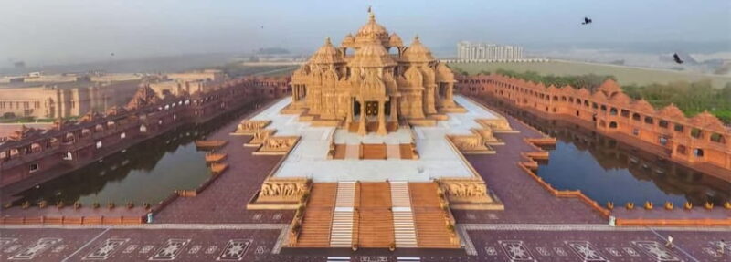 Delhi: Private City Tour with Lotus and Akshardham Temple - Practical Considerations and Tips