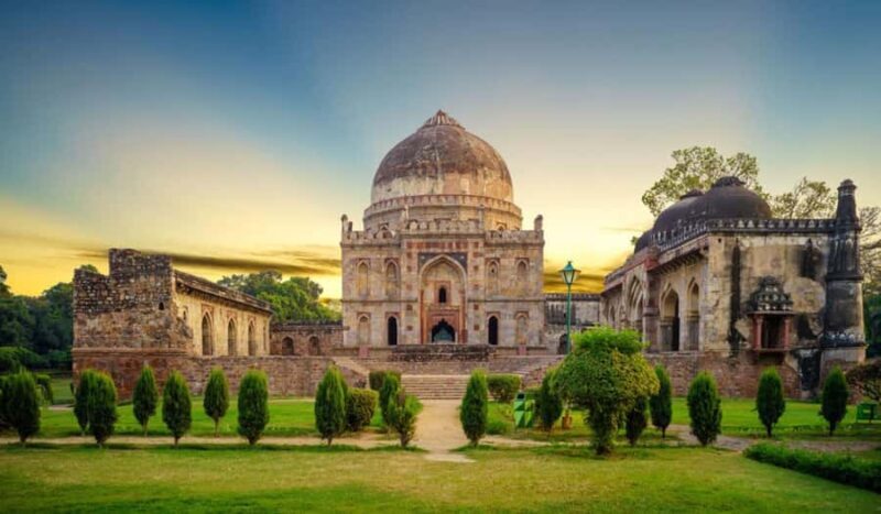 Delhi : Private Delhi Half-Day Tour With Guide and Lunch - An In-Depth Look at the Delhi Private Half-Day Tour