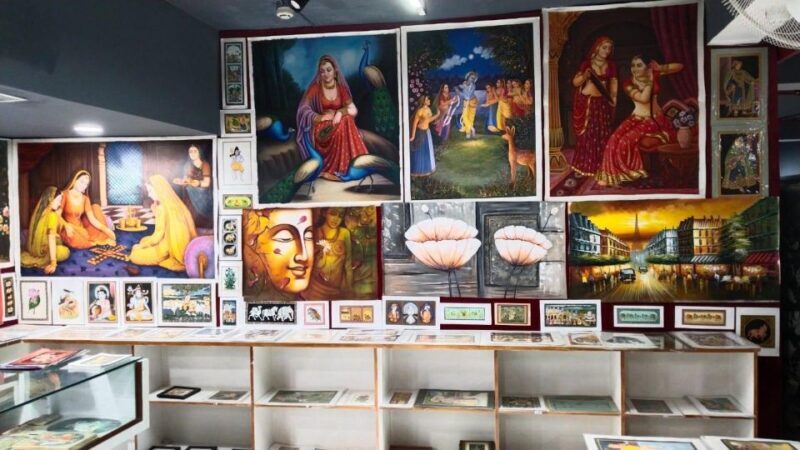 Delhi: Private Guided Shopping Tour in A/C car with transfer - FAQ