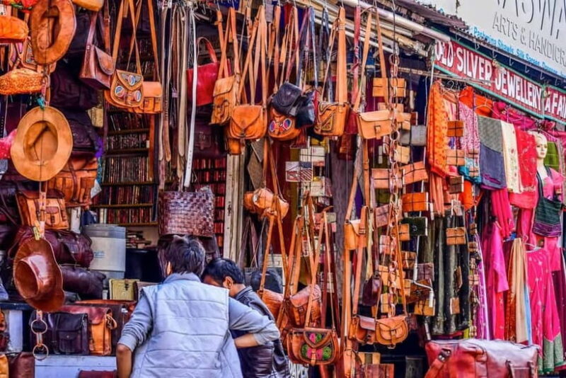 Delhi: Private Half-Day Guided Shopping Tour with Transfer - Who Will Love This Tour?